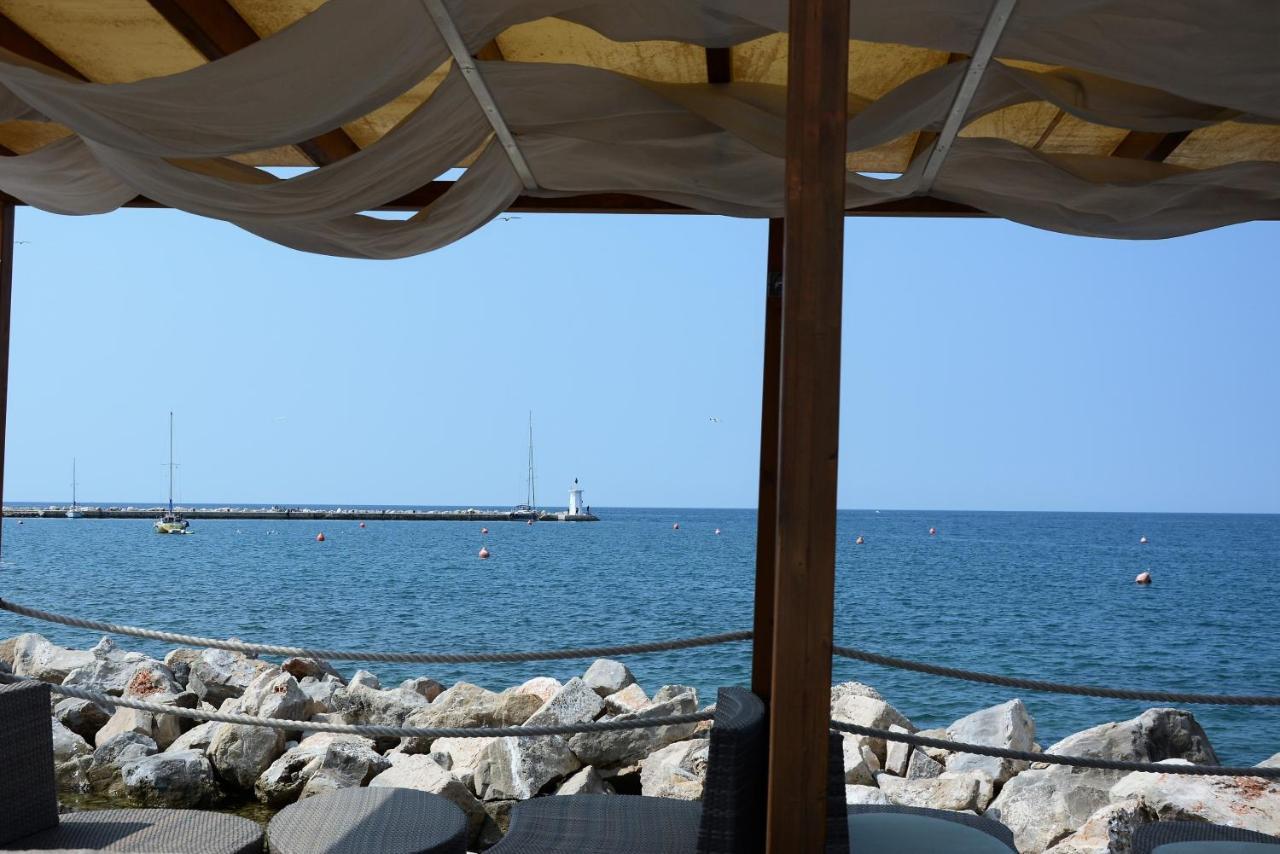 Villa Vienna Novigrad Istria Esterno foto