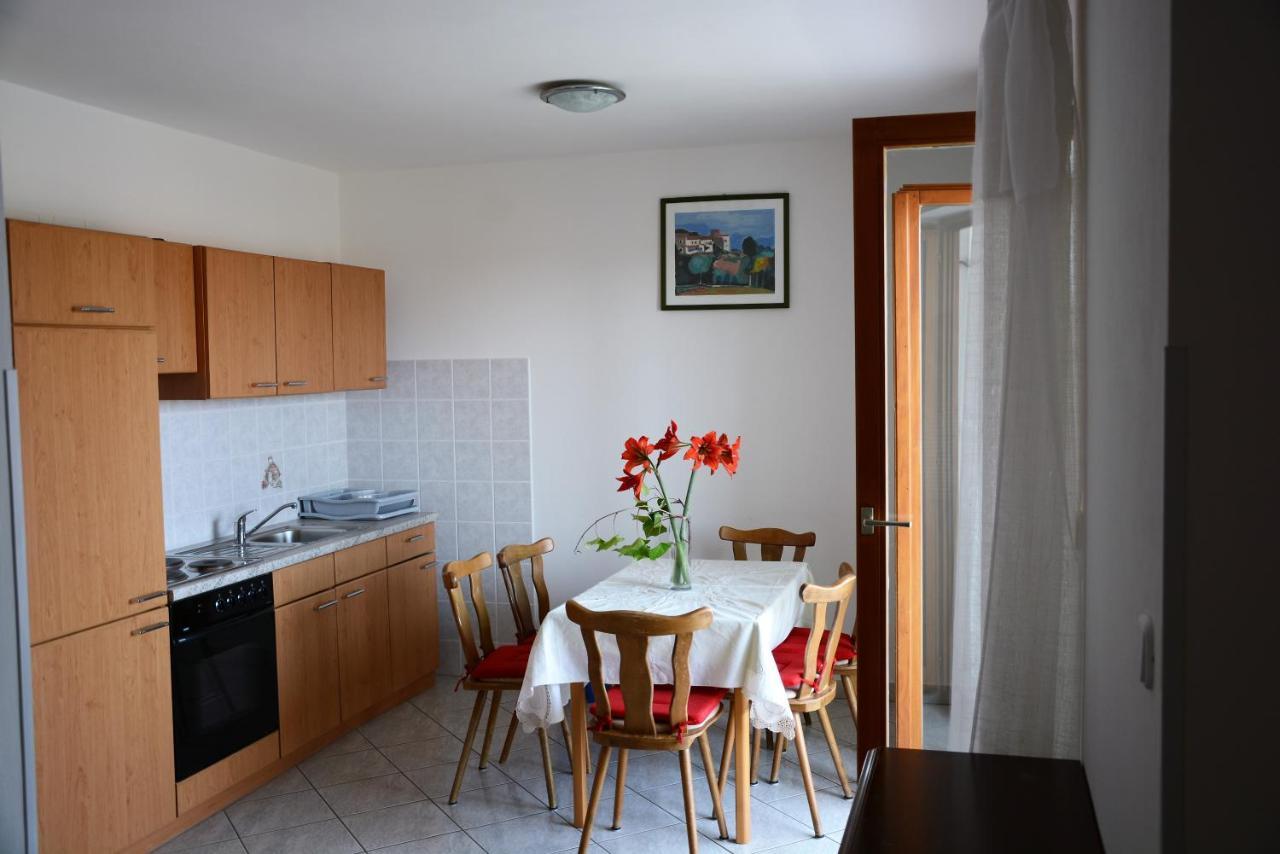 Villa Vienna Novigrad Istria Esterno foto